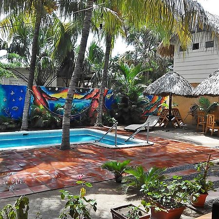 Hotel Los Cobanos Village Lodge エクステリア 写真