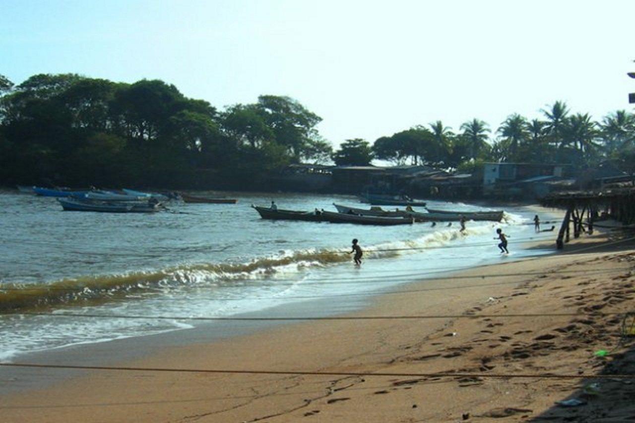 Hotel Los Cobanos Village Lodge エクステリア 写真