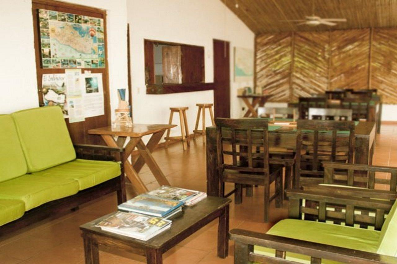 Hotel Los Cobanos Village Lodge エクステリア 写真