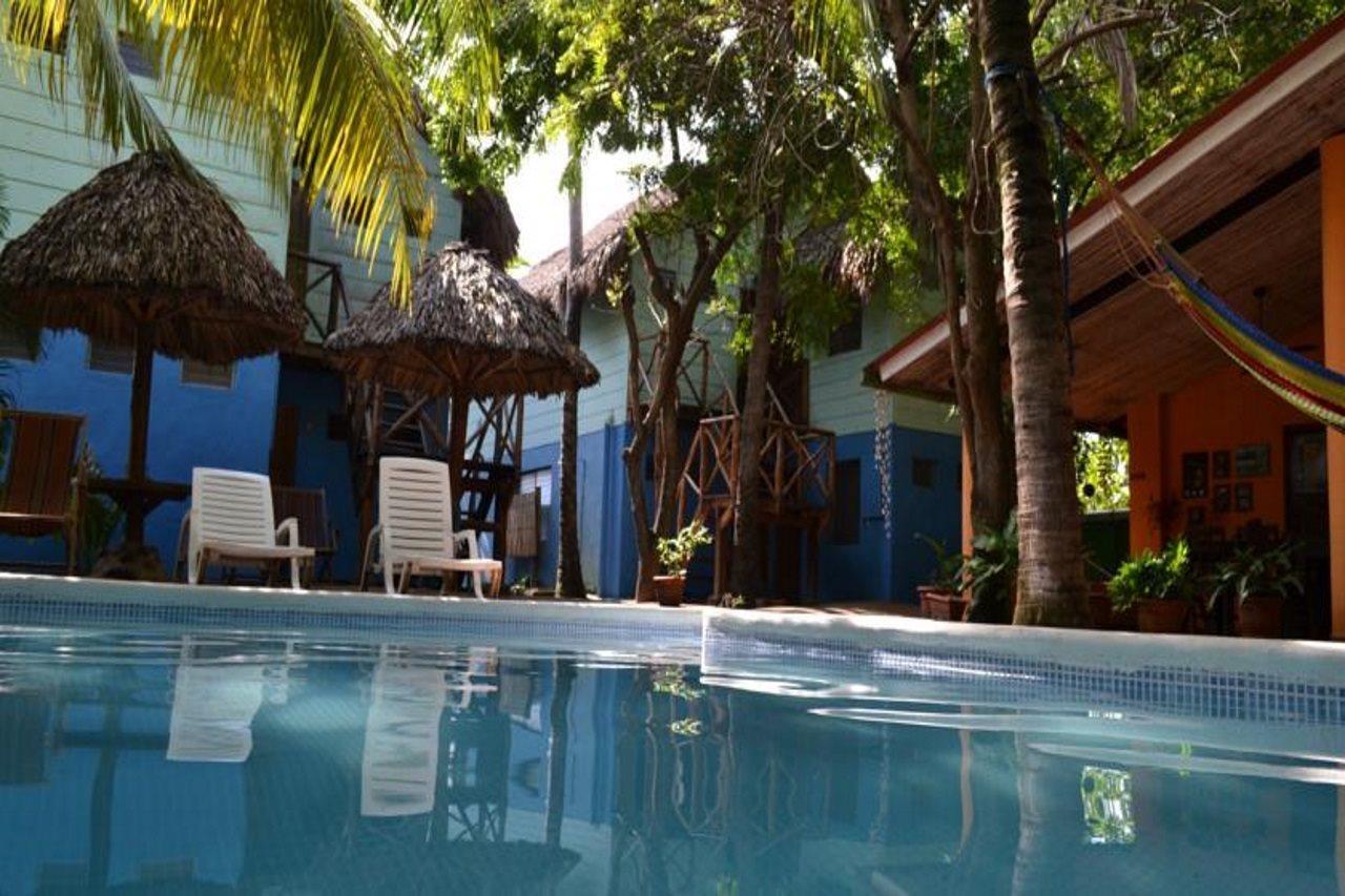 Hotel Los Cobanos Village Lodge エクステリア 写真