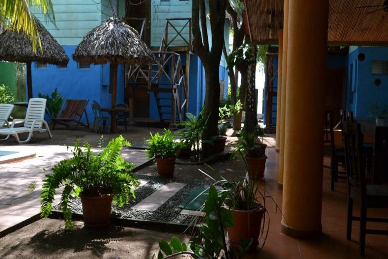 Hotel Los Cobanos Village Lodge エクステリア 写真