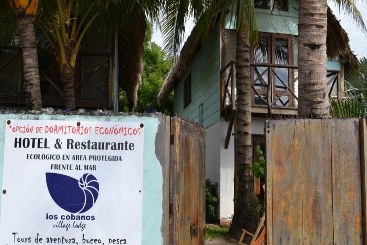 Hotel Los Cobanos Village Lodge エクステリア 写真