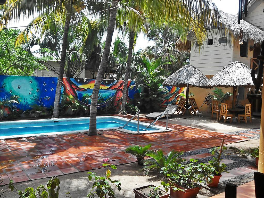Hotel Los Cobanos Village Lodge エクステリア 写真