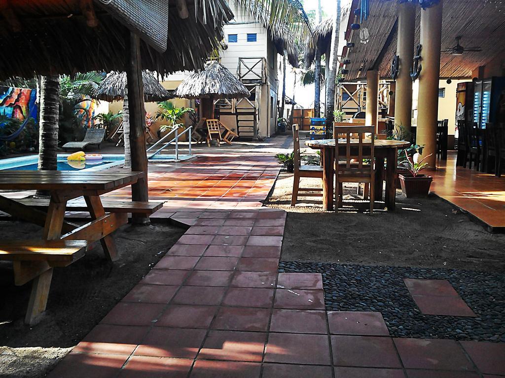 Hotel Los Cobanos Village Lodge エクステリア 写真