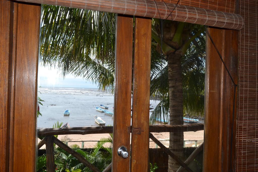 Hotel Los Cobanos Village Lodge 部屋 写真